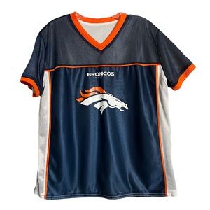 NFL Denver Broncos Reversable Flag Football V Neck T Shirt Sz M EUC